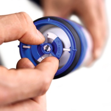 Throttle on Geberit type 208 flush valve (© Geberit) Throttle on Geberit type 208 flush valve (© Geberit)