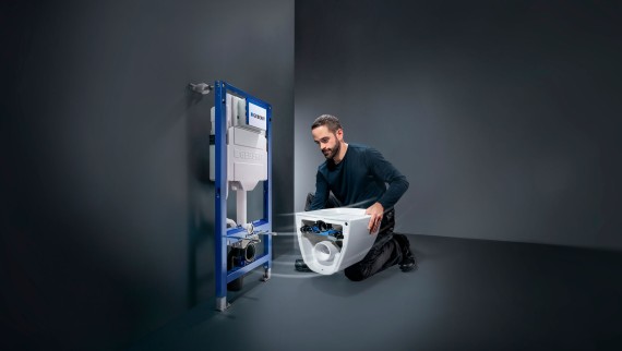 Plumber-mounted WC system comprising Geberit Sigma concealed cistern and Geberit Acanto WC Plumber-mounted WC system comprising Geberit Sigma concealed cistern and Geberit Acanto WC