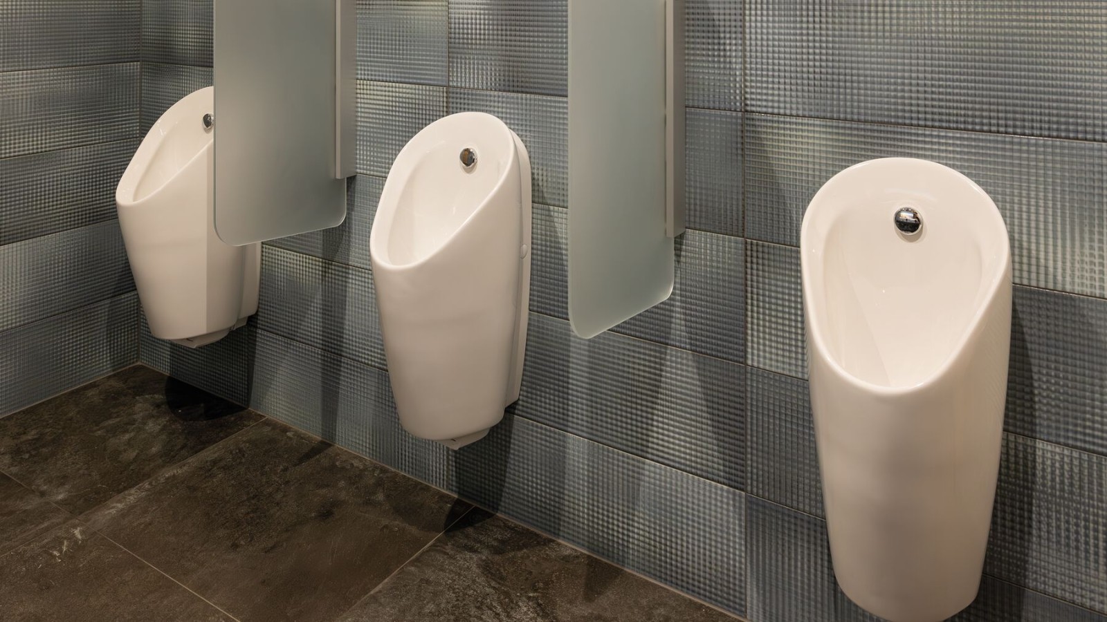 Geberit Preda urinals with integrated flush control