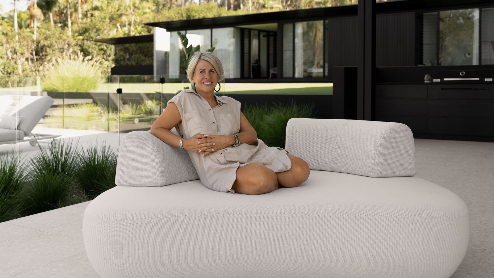 Blackwood House is more than a home; it’s a reflection of Sarah Waller’s design philosophy and creative spirit (© Alyne Media) Blackwood House is more than a home; it’s a reflection of Sarah Waller’s design philosophy and creative spirit (© Alyne Media)