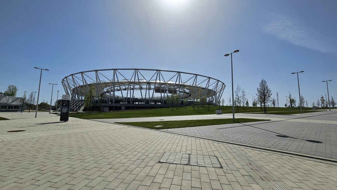 The stadium lays the foundation for the masterplan for the Southgate neighbourhood in Budapest (© Geberit) The stadium lays the foundation for the masterplan for the Southgate neighbourhood in Budapest (© Geberit)