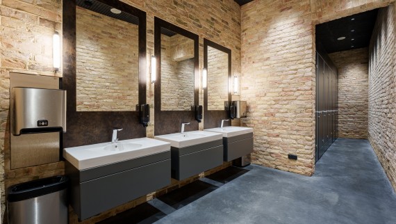 The washbasins of the Geberit Preciosa II line provide stylish elegance (© Jānis Salmanis) The washbasins of the Geberit Preciosa II line provide stylish elegance (© Jānis Salmanis)