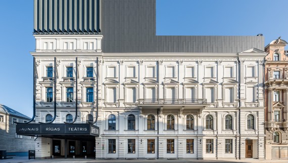 From dilapidated old building to architectural gem: the New Riga Theatre (© Jānis Salmanis) From dilapidated old building to architectural gem: the New Riga Theatre (© Jānis Salmanis)