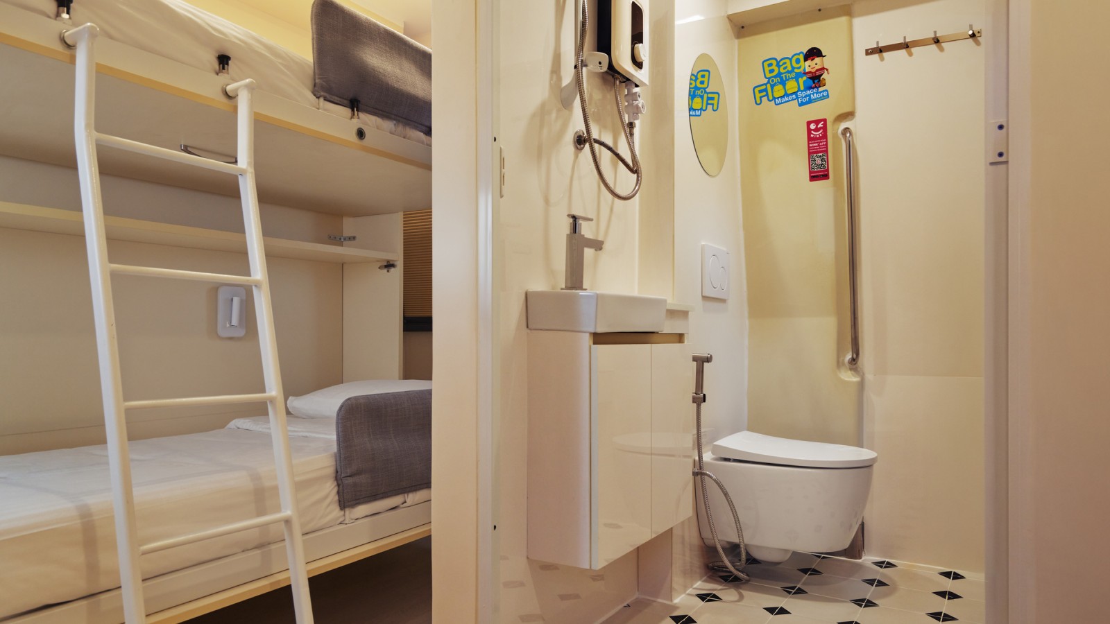 Clever: the custom-made beds can be easily folded away when not in use (© Watson Lau)