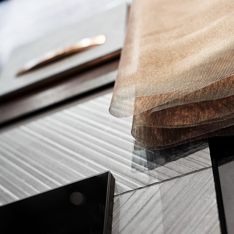 The Sigma 50 actuator plate with buttons in red gold The Sigma 50 actuator plate with buttons in red gold