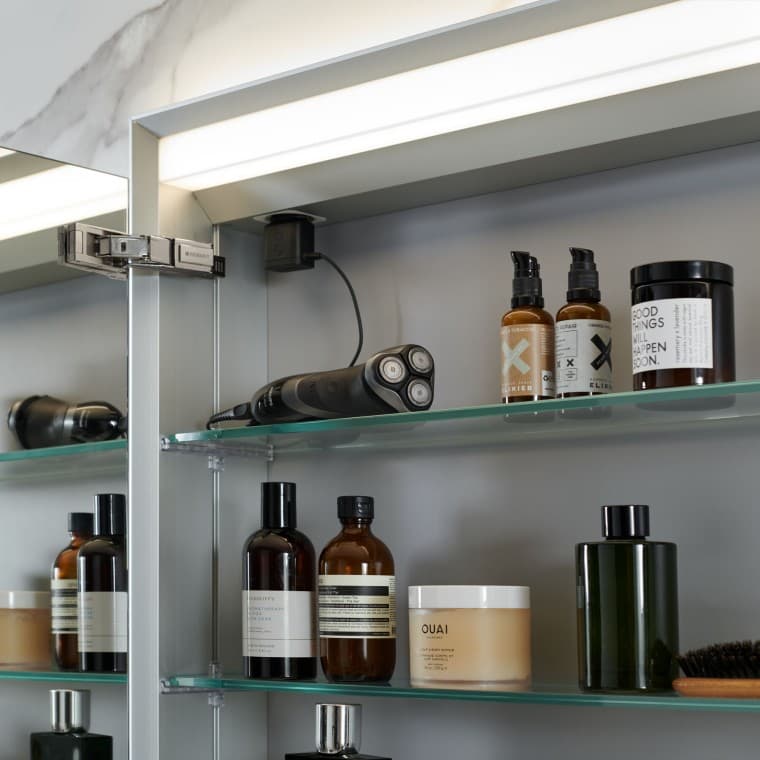 Open Geberit ONE mirror cabinet Open Geberit ONE mirror cabinet