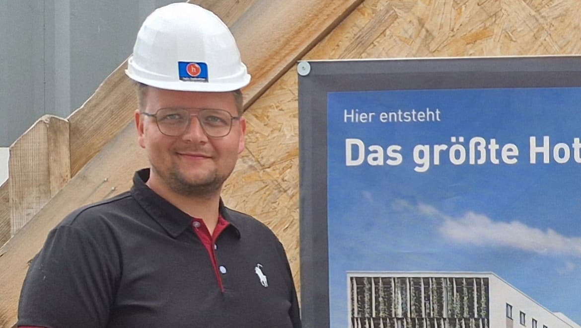 Florian Schmallegger, Project Manager at Heiz-Hofstätter (© Geberit) Florian Schmallegger, Project Manager at Heiz-Hofstätter (© Geberit)