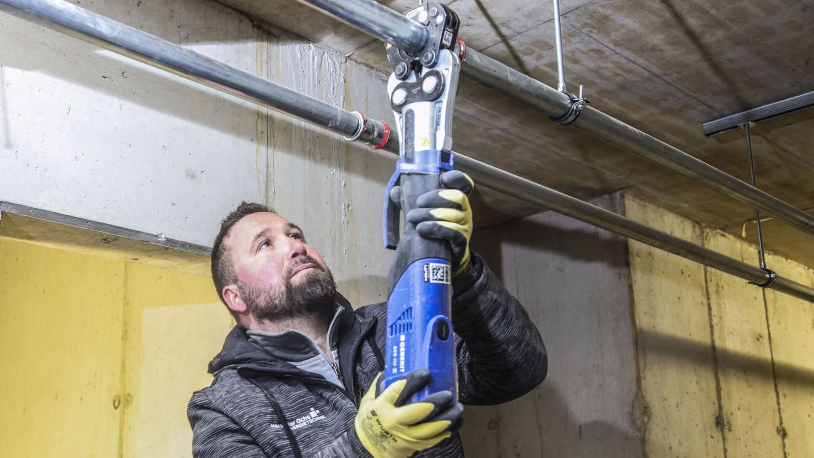 6. No complex additional training is required to safely press pipe joints.